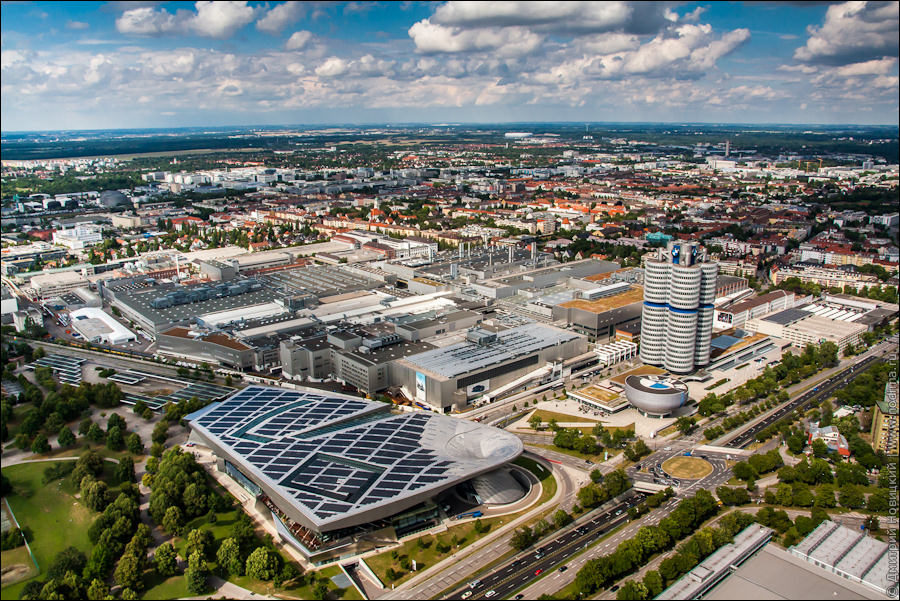Штаб-квартира BMW, музей BMW и BMW-Welt в Мюнхене
