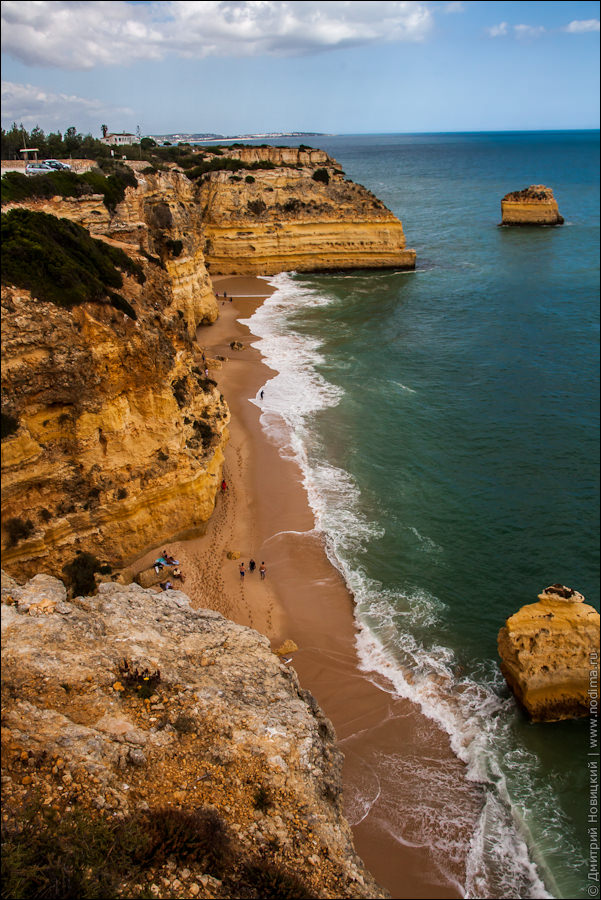 2. Praia da Marinha