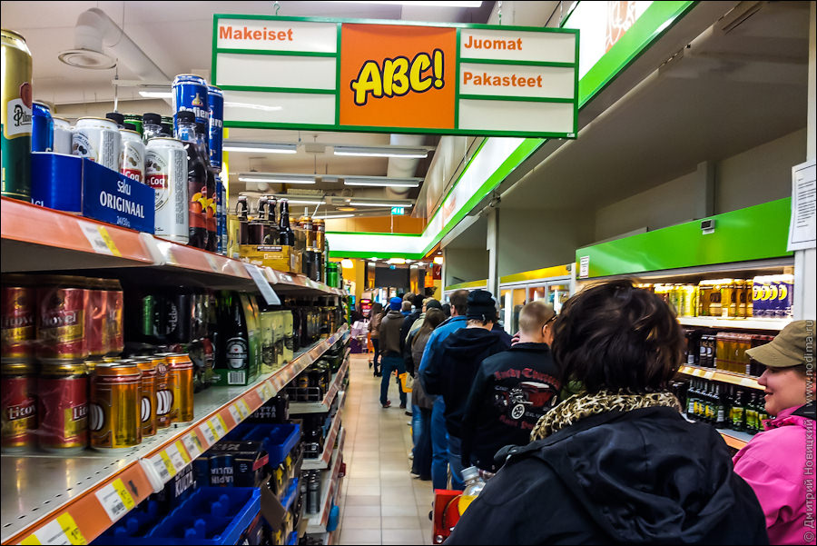 Очереди на кассу в ABC