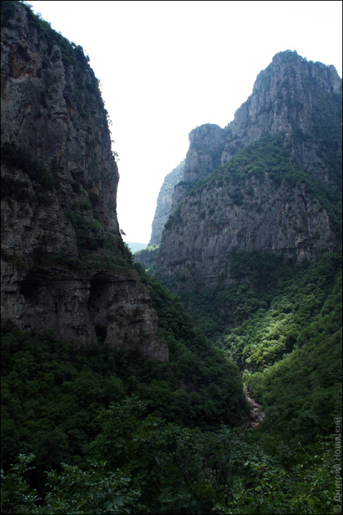 Каньон Викос