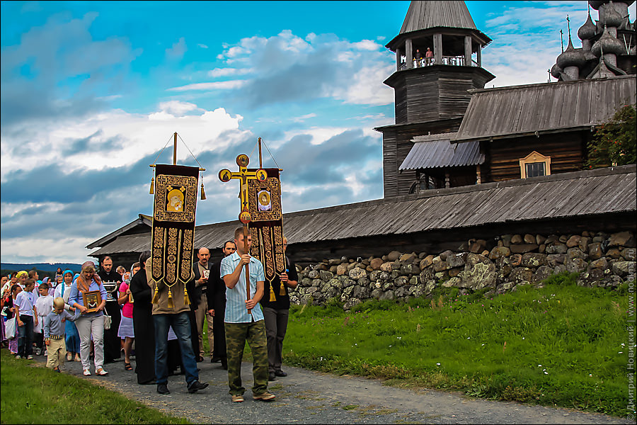 Крестный ход в Кижах
