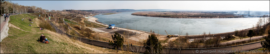 Панорама набережной и самой реки Томь